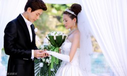 Tết đầu tiên về ra mắt nửa đêm bị mẹ chồng dắt ra sân kho bắt rửa hết 30 mâm bát xong lại bắt ngồi lau khô bằng hết và cái kết kinh hoàng