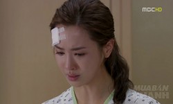 Cháu trai và cháu gái bị ngã xuống sông nhưng bà chỉ cứu đứa cháu đích tôn khiến ai cũng phẫn đến khi sự thật sáng tỏ thì…
