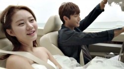 Nhà chồng có cho bạc tỷ mà con không hạnh phúc thì cứ về đây ở với mẹ, không việc gì phải sợ thiên hạ đàm tiếu– Bất cứ cô gái nào cũng phải đọc