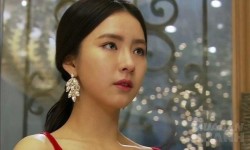 Bắt gặp chồng và thư ký xinh đẹp đi mua sắm, con trai 6 tuổi của tôi nói một câu khiến hắn ta chỉ có nước câm nín