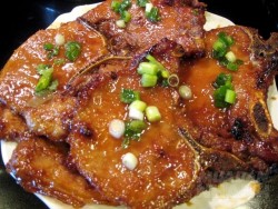 Làm sườn cốt lết theo cách này, đảm bảo bạn sẽ không còn thèm miếng sườn ngoài tiệm nữa