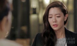 Mẹ chồng chỉ ăn khi mọi thứ đã hết đát, nảy dòi, trời nắng to mẹ mang vàng ra phơi cho đến một ngày tôi phải bật khóc