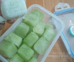 Cái kết bất ngờ của việc đông đá chuối xanh rồi đắp lên bụng liên tục trong vòng 1 tuần