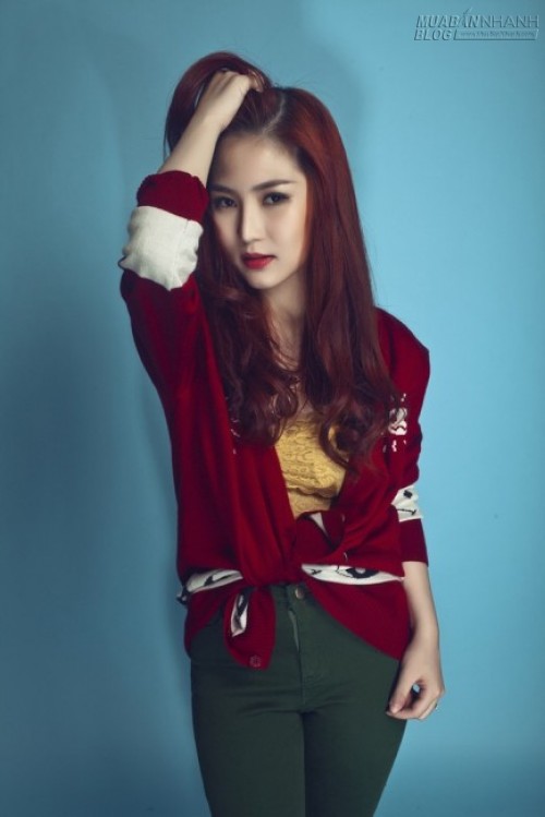 Hương Tràm  với vẻ đẹp sexy