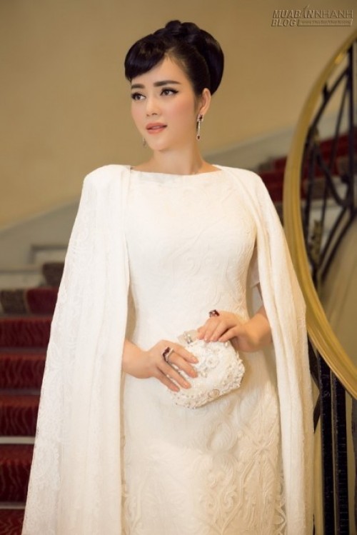 Lý Nhã Kỳ khoe sắc cùng Phạm Băng Băng tại LHP Cannes Lý Nhã Kỳ khoe sắc cùng Phạm Băng Băng tại LHP Cannes