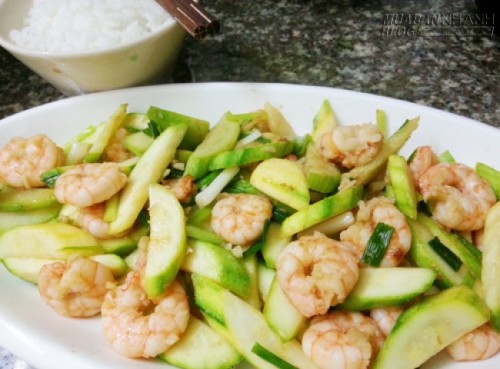 T&ocirc;m x&agrave;o b&iacute; ng&ograve;i đơn giản ngon cơm