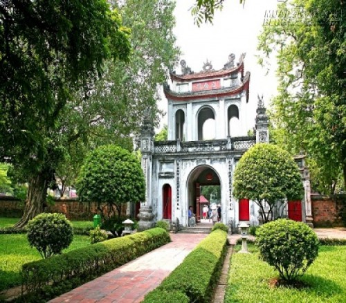 Các địa điểm chụp ảnh đẹp Hà Nội