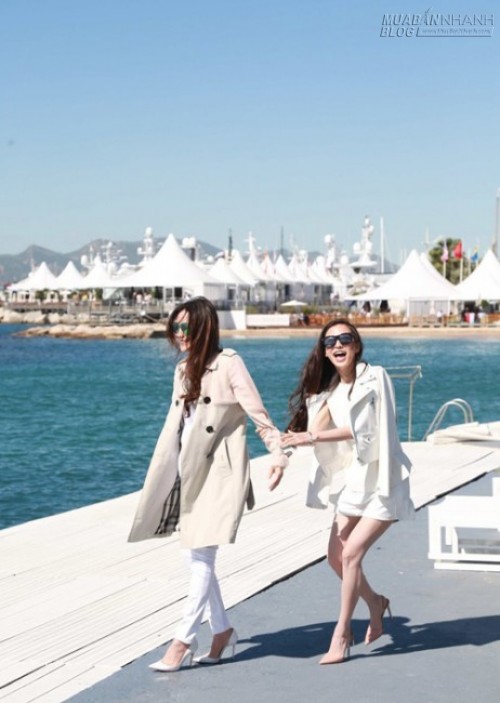 Thư Kỳ, Angelababy rạng rỡ trong nắng