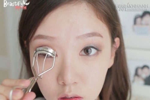 Trang điểm kiểu Hàn nhẹ nhàng xuống phố