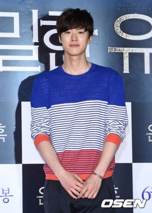 Park Shin Hye cột t&oacute;c nh&iacute; nhảnh dự sự kiện c&ugrave;ng d&agrave;n sao