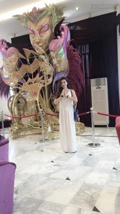 Huyền My tung tăng ở Thái Lan cùng gia đình