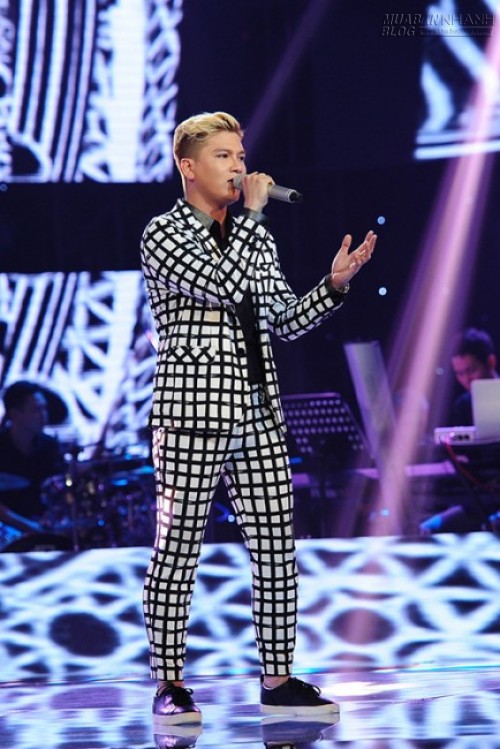 Mỹ T&acirc;m bị b&oacute;c mẽ khi đang hứa hẹn với th&iacute; sinh