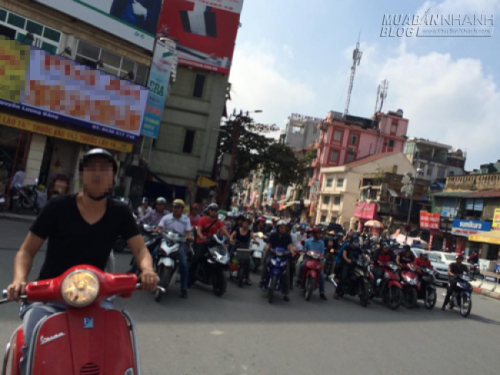 Lưu ý khi chạy xe máy trời nắng nóng