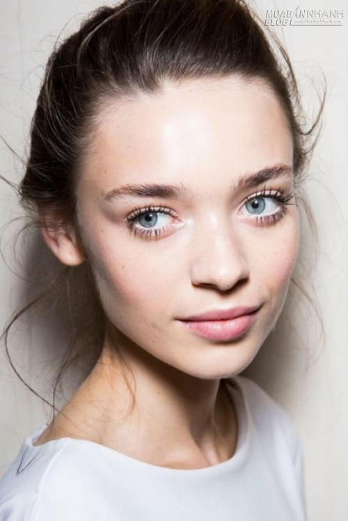 Eyeliner trắng - Tất cả những gì bạn cần cho đôi mắt hè này