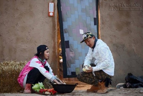 Lý Minh Thu&acirc;̣n chăm chút Phạm Văn Phương