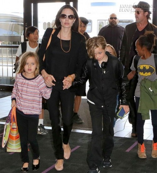 Đại gia đình Jolie-Pitt đi nghỉ ở Nice