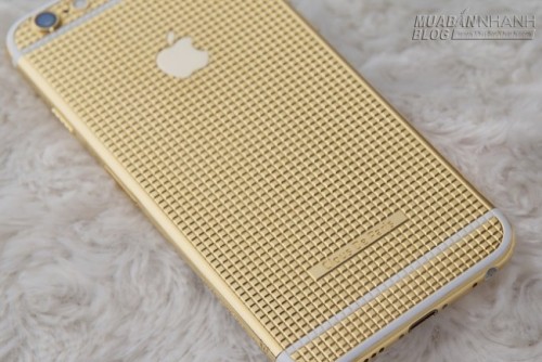 Trường ph&aacute;i thiết kế Clous De Paris tr&ecirc;n iPhone 6 chế t&aacute;c v&agrave;ng