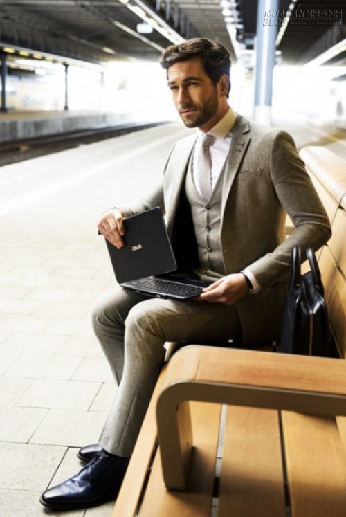 Điểm cộng của Zenbook UX305 v&agrave; T300 Chi