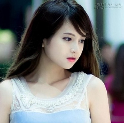 Xem tướng m&ocirc;i phụ nữ đo&aacute;n t&igrave;nh duy&ecirc;n