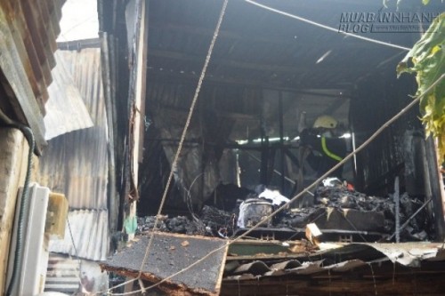 Sài Gòn: Cháy 8 phòng trọ, nhiều tài sản bị thiêu rụi