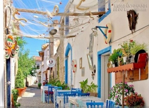 Ng&ocirc;i l&agrave;ng cổ t&iacute;ch