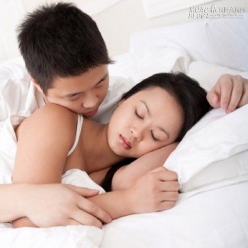 Đêm tân hôn, chú rể hốt hoảng suýt ôm quần áo bỏ chạy khi nhìn thấy…