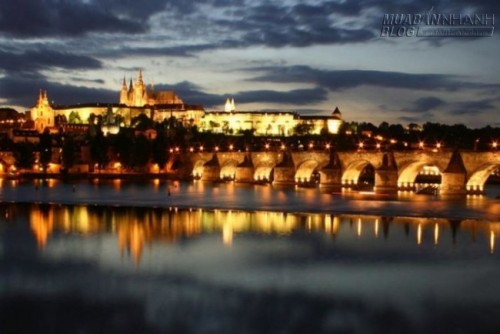 Theo dòng Vltava khám phá Prague xinh đẹp