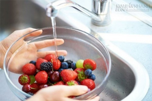 9 cách khử thuốc trừ sâu trong rau quả