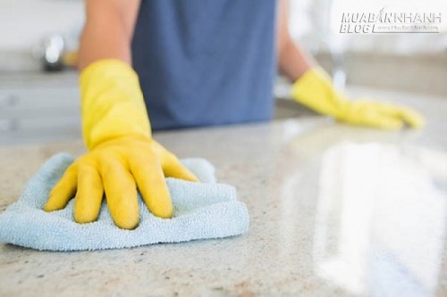 6 mẹo vặt cực hay chỉ với một chai nước tẩy sơn móng tay