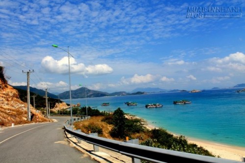 Phong cảnh ngoạn mục trên cung đường ven biển Ninh Thuận