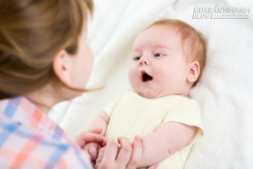 Để dạy con dưới 1 tuổi nói như sáo, các mẹ không nên bỏ qua bộ bí kíp này