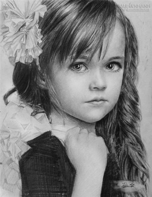 Các cô gái đẹp lung linh qua nét vẽ chì màu của chàng trai 9x