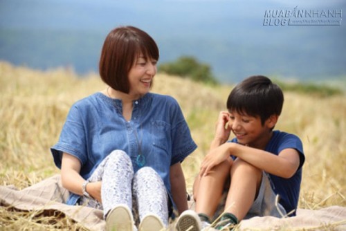 Cho con uống mật ong thường xuyên, mẹ té ngửa trước hậu quả khủng khiếp này