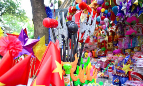 Không những làm từ những chất cực độc, đồ chơi bạo lực còn làm hư tổn tâm hồn trẻ