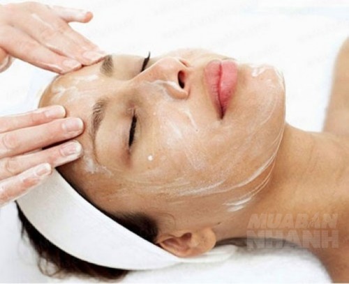 Loại nước 0 đồng m&agrave; da căng mịn, lỗ ch&acirc;n l&ocirc;ng se kh&iacute;t chẳng k&eacute;m thần dược, cứ d&ugrave;ng l&agrave; đẹp d&ugrave; bạn đ&atilde; 40 hay chỉ 20 tuổi