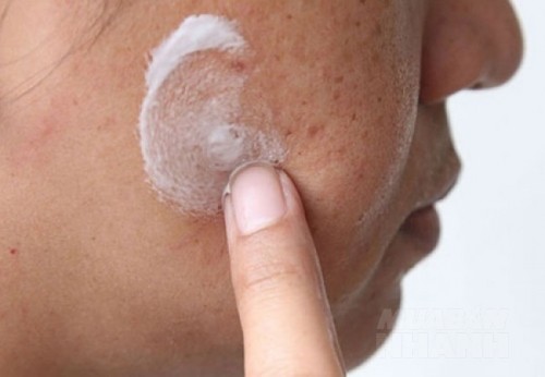 Chuẩn bị 1 thìa muối + 1 thìa kem đánh răng, mẹo xuất sắc khiến hàng triệu người cả phụ nữ lẫn đàn ông đều ưng ý