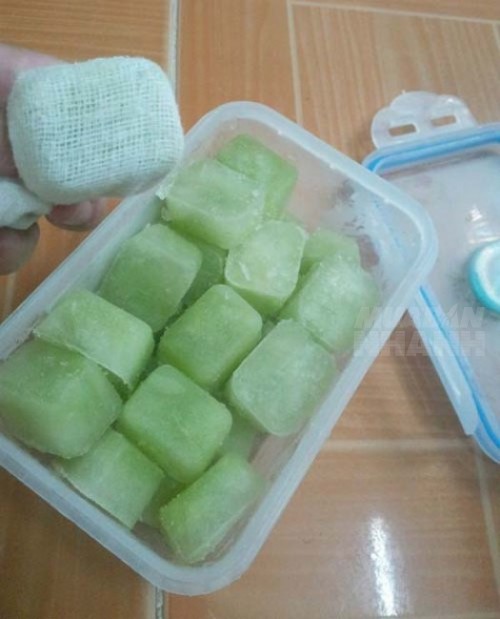 C&aacute;i kết bất ngờ của việc đ&ocirc;ng đ&aacute; chuối xanh rồi đắp l&ecirc;n bụng li&ecirc;n tục trong v&ograve;ng 1 tuần