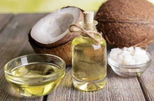 B&iacute; quyết giảm mỡ bắp ch&acirc;n bằng dầu dừa v&agrave; bưởi si&ecirc;u hiệu quả của c&ocirc; n&agrave;ng kinh doanh