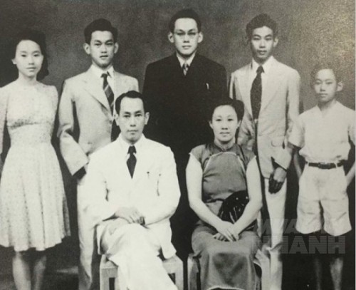 Học cách dạy con không thành công cũng phải thành danh của Lý Quang Diệu