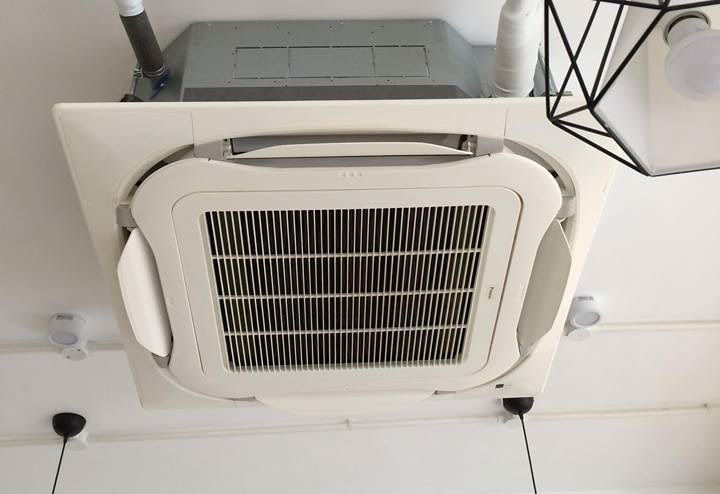 Máy lạnh âm trần Daikin - dòng máy lạnh cao cấp đang thịnh hành tại Việt Nam
