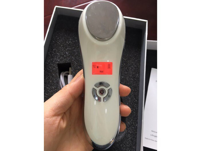 Sử dụng máy massage chăm sóc da nóng lạnh KNL-15 sao cho đúng cách nhất