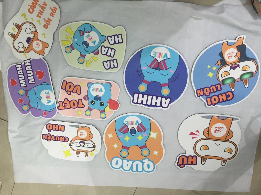 In sticker vui nhộn từ in PP cán format cắt laser
