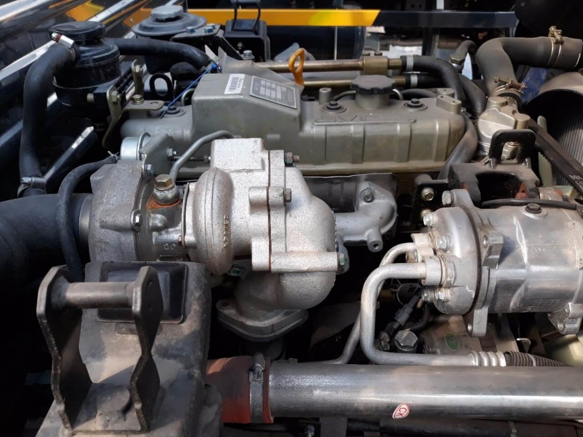 động cơ xe tải dongben