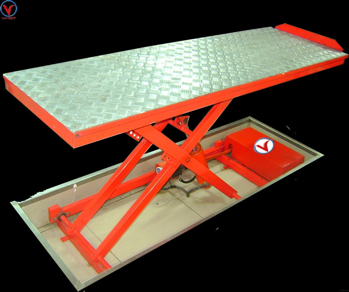 Cách chọn mua bàn nâng xe máy có chất lượng tốt, phù hợp vơi nhu cầu của các tiệm sửa chữa xe máy chuyên nghiệp.