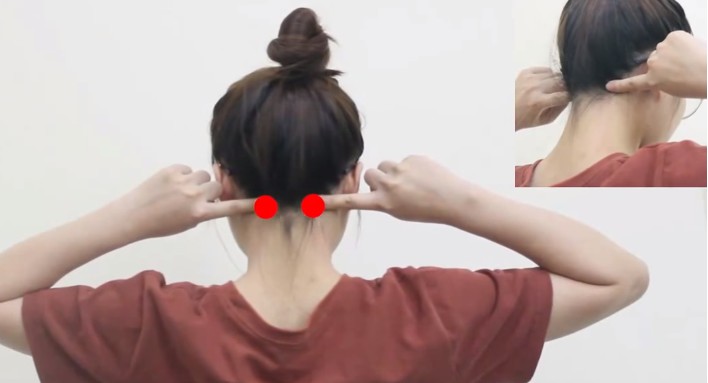 Chữa đau vai gáy 2