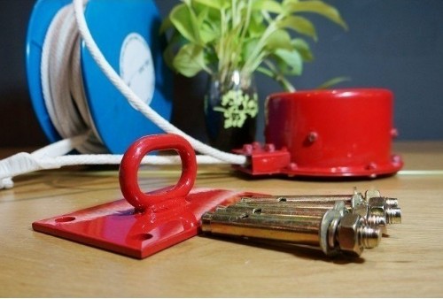 thang dây thoát hiểm giá bao nhiêu