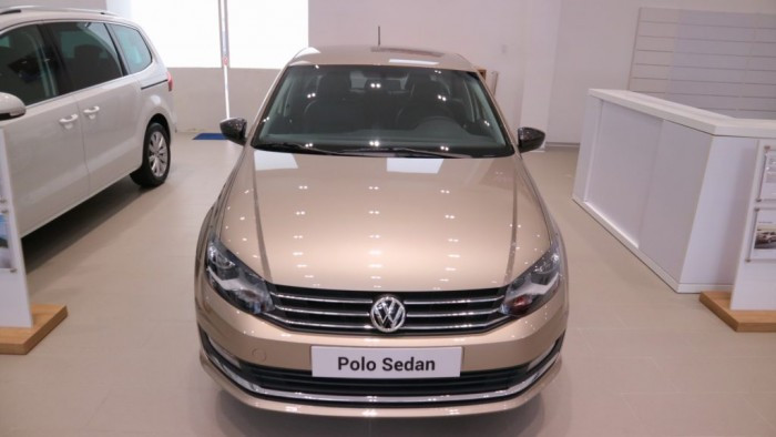 Xe Volkswagen Polo Sedan
