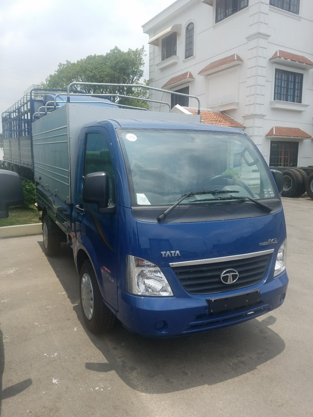 Đánh giá xe tải Tata super mui bạt 1200kg