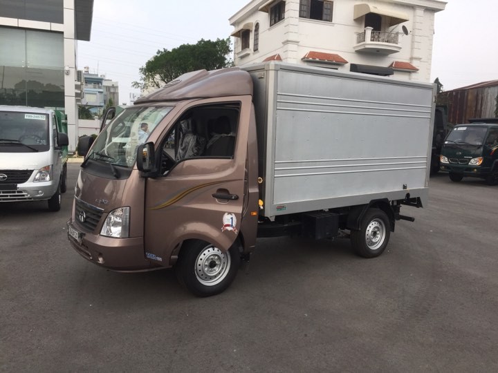 Có 300 triệu, cứ ô tô tải TATA mà mua, tội gì đi mua nhà trả góp(1)