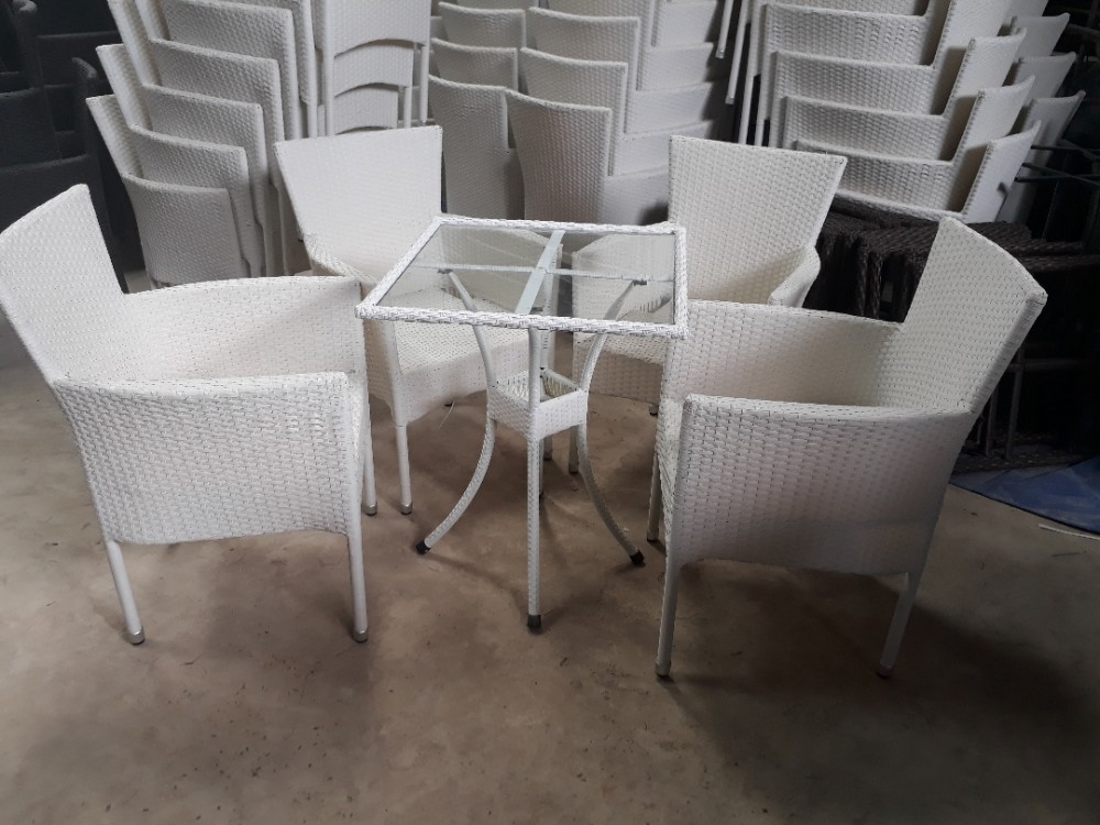 Lý do nên mua bàn ghế sân vườn thanh lý tại TPHCM